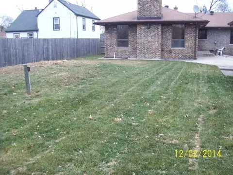 7636 Beloit Ave, Bridgeview, IL 60455 photo 4
