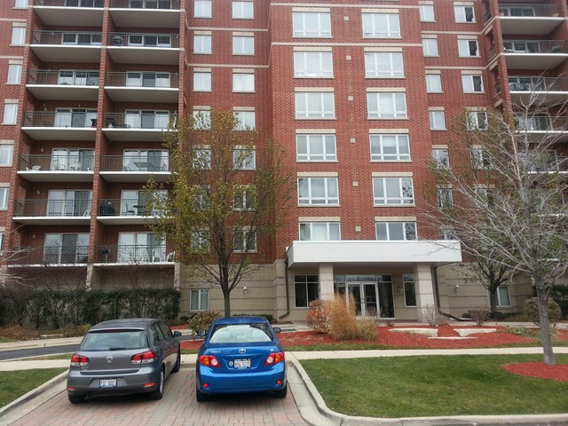 5555 N Cumberland Ave #908, Chicago, IL 60656 photo 2