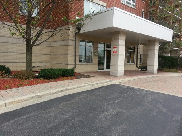 5555 N Cumberland Ave #908, Chicago, IL 60656 photo 1
