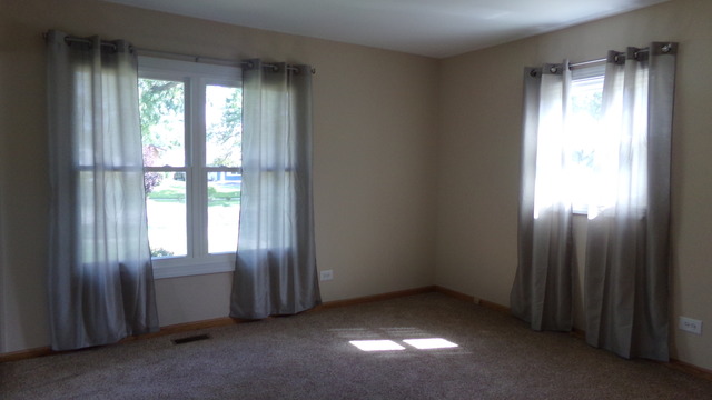 565 Northview Ln, Hoffman Estates, IL 60169 photo 10