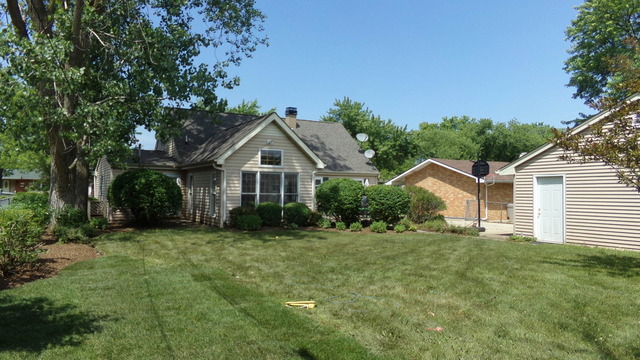 565 Northview Ln, Hoffman Estates, IL 60169 photo 17
