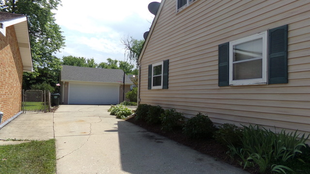 565 Northview Ln, Hoffman Estates, IL 60169 photo 18