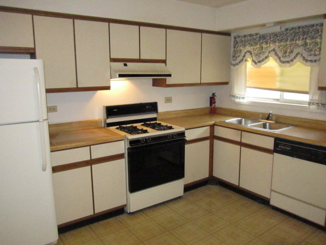 115 E Dundee Rd #2n, Wheeling, IL 60090 photo 4
