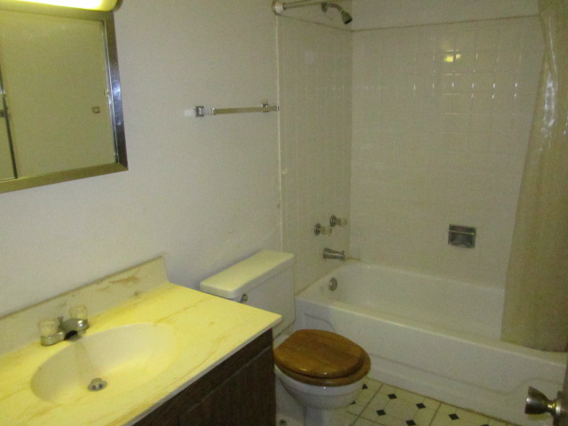 115 E Dundee Rd #2n, Wheeling, IL 60090 photo 10