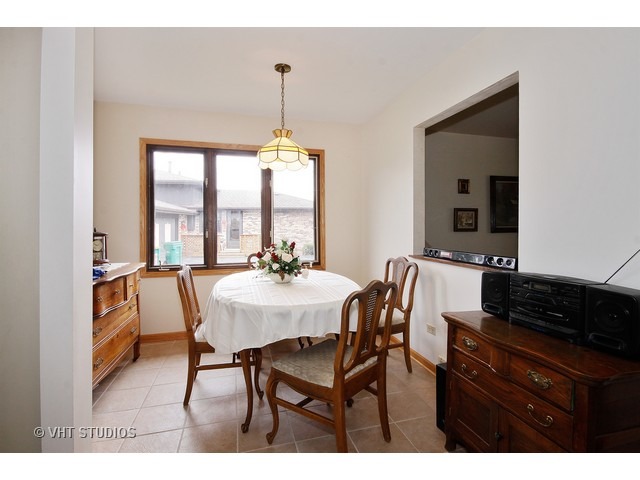 1502 Summit Dr, Lockport, IL 60441 photo 4