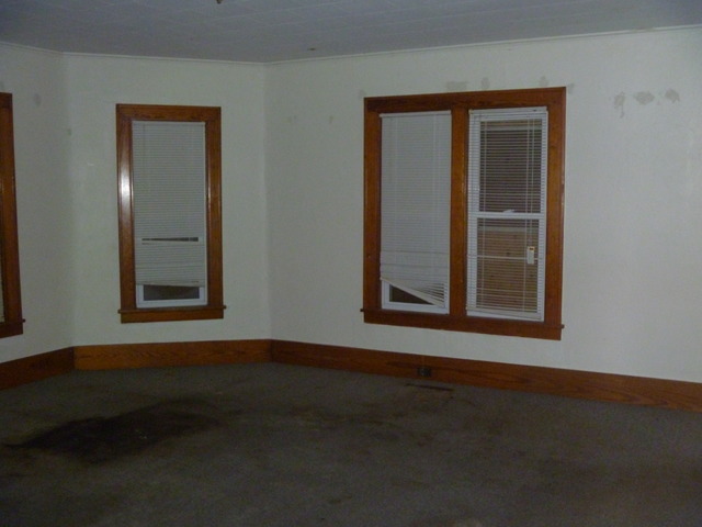 1245 S 3rd Ave, Kankakee, IL 60901 photo 3