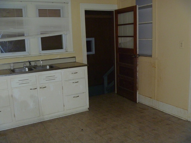 1245 S 3rd Ave, Kankakee, IL 60901 photo 5