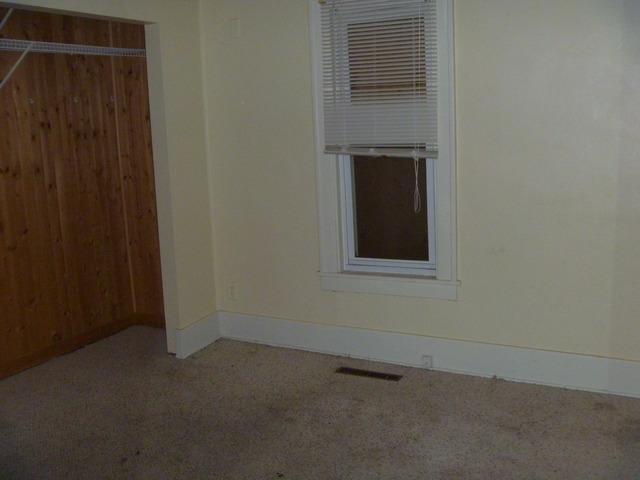 1245 S 3rd Ave, Kankakee, IL 60901 photo 2