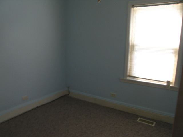 84 E 34th St, Steger, IL 60475 photo 7