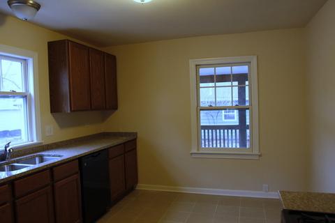 17835 Walter St, Lansing, IL 60438 photo 8