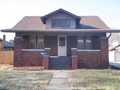 921 Wright St, La Salle, IL 61301 photo 1