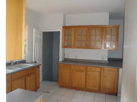 921 Wright St, La Salle, IL 61301 photo 3