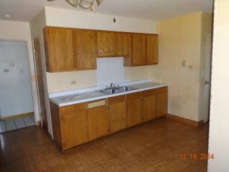 14626 Grant St, Dolton, IL 60419 photo 3