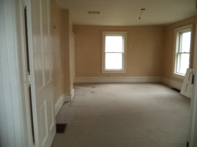7925 Centerville Rd, Capron, IL 61012 photo 5
