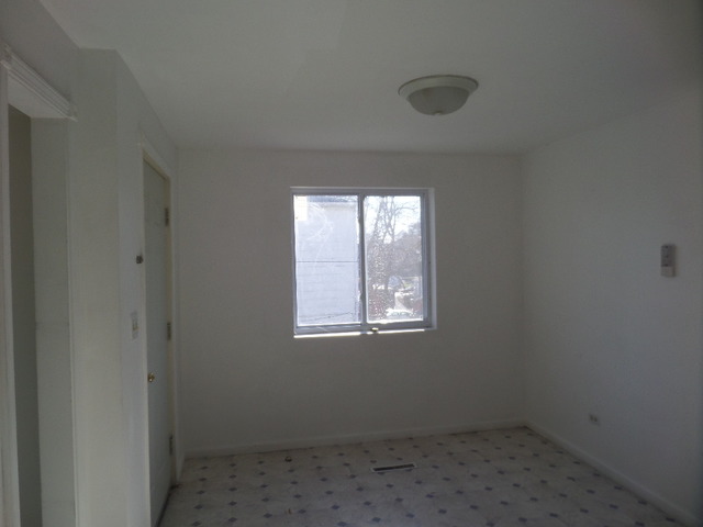 813 N Center St, Joliet, IL 60435 photo 4