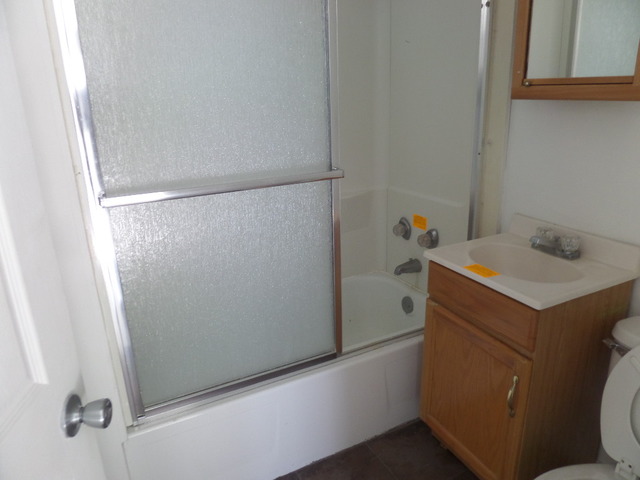813 N Center St, Joliet, IL 60435 photo 12