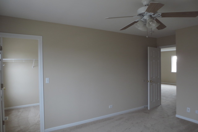 211 Gregory M Sears Dr, Gilberts, IL 60136 photo 19