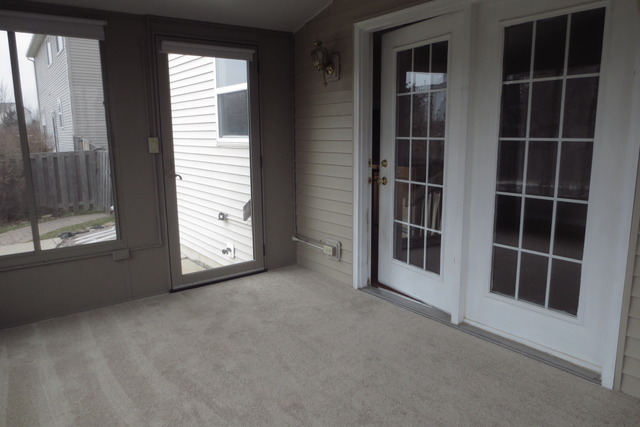 211 Gregory M Sears Dr, Gilberts, IL 60136 photo 15