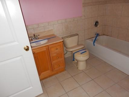 466 Stella St, Elgin, IL 60120 photo 9
