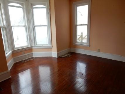 466 Stella St, Elgin, IL 60120 photo 3