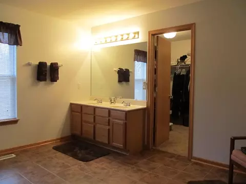 639 Walnut Ave, Maple Park, IL 60151 photo 16