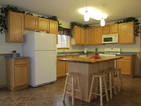639 Walnut Ave, Maple Park, IL 60151 photo 5