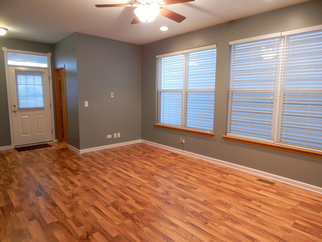 2153 Union Mill Dr, Aurora, IL 60503 photo 4