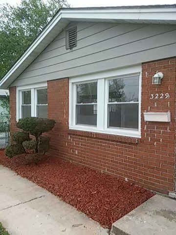 3229 Nelson Ave, Robbins, IL 60472 photo 2