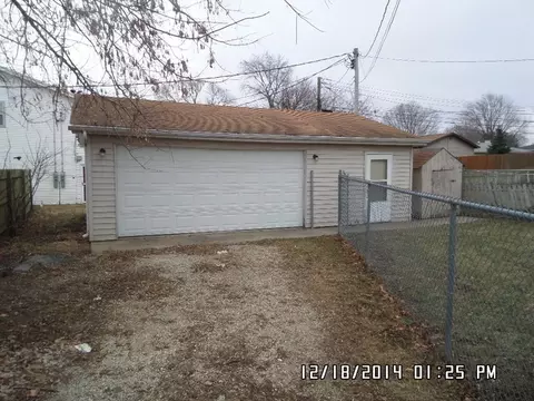 330 N Main St, Creston, IL 60113 photo 8