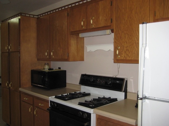8009 Walker St, Harvard, IL 60033 photo 5