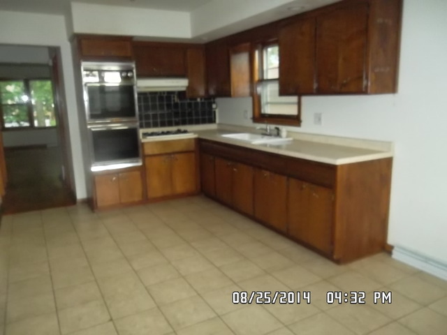 15310 Evers St, Dolton, IL 60419 photo 2