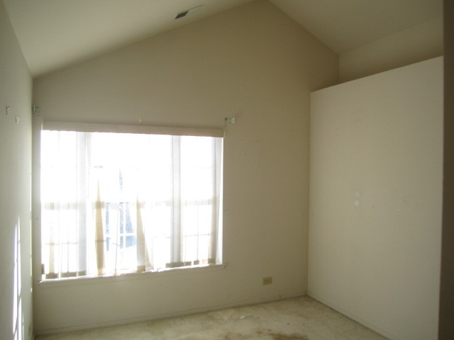 379 Aberdeen Ct #2, Bartlett, IL 60103 photo 8
