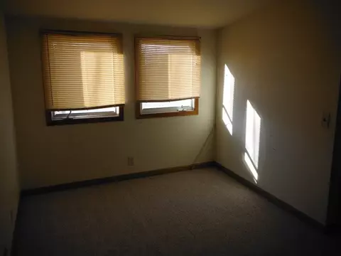 2627 3rd St, Peru, IL 61354 photo 9