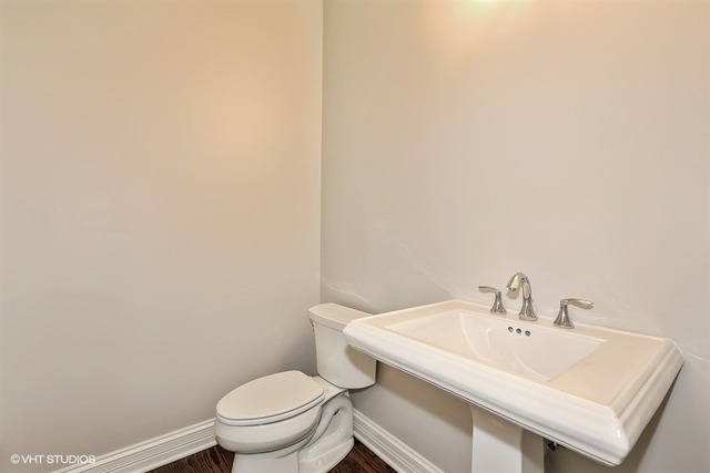 244 Elmhurst Ave, Elmhurst, IL 60126 photo 21