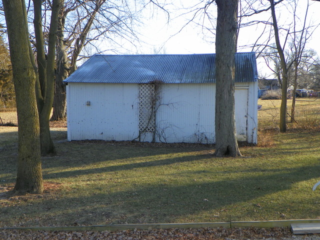 8710 S Old Mazon Rd, Gardner, IL 60424 photo 12