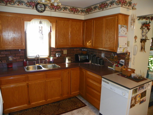 8710 S Old Mazon Rd, Gardner, IL 60424 photo 2