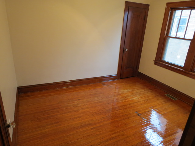 33 N Edison Ave, Elgin, IL 60123 photo 6