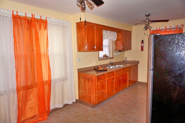 1138 Herbert Ave, Berkeley, IL 60163 photo 4