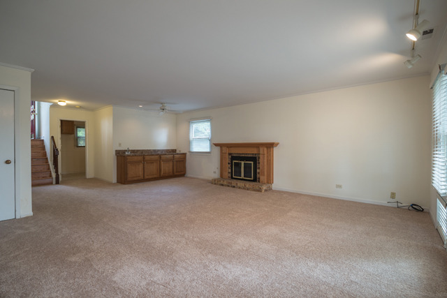 331 Pearson Cir, Naperville, IL 60563 photo 16