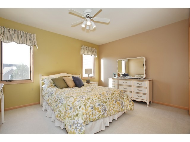 2775 Downing Ct, Aurora, IL 60502 photo 12