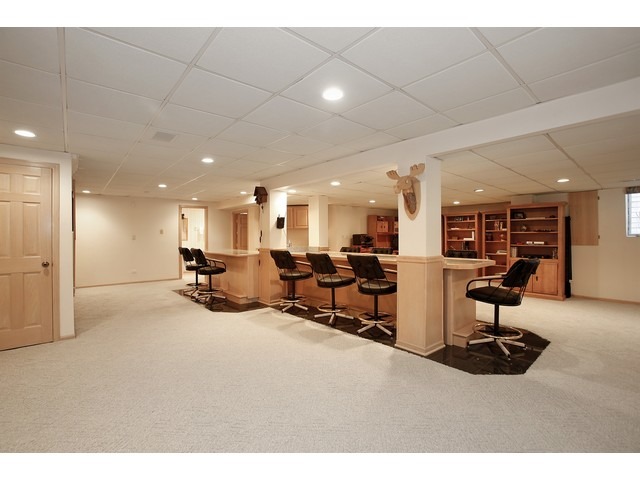 2775 Downing Ct, Aurora, IL 60502 photo 13