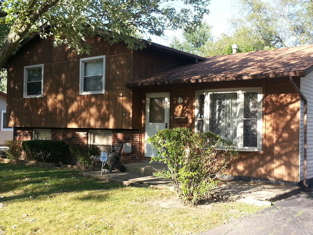 17217 Springtide Ln, Hazel Crest, IL 60429 photo 1