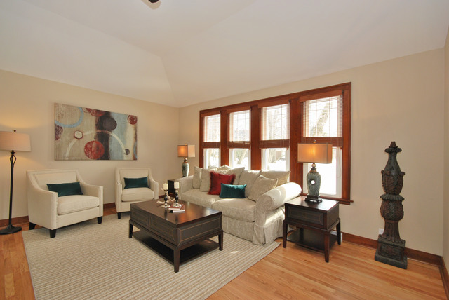 316 W Harrison Ave, Wheaton, IL 60187 photo 3
