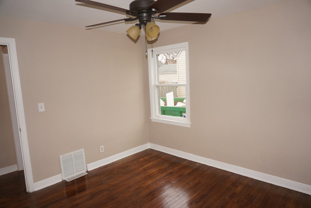 420 Miller Dr, Elgin, IL 60123 photo 9