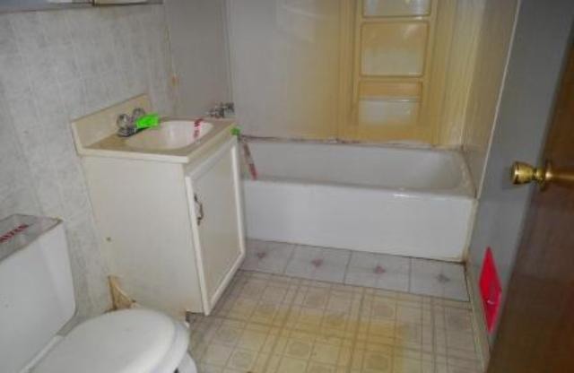 7606 S Oketo Ave, Bridgeview, IL 60455 photo 4