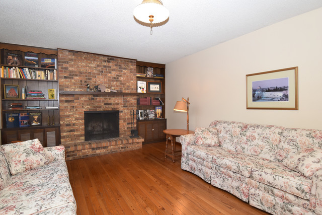 725 Elm St, Wheaton, IL 60189 photo 7