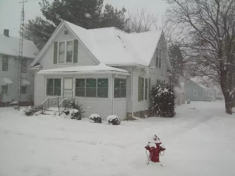 201 E Oak St, Manlius, IL 61338 photo 1