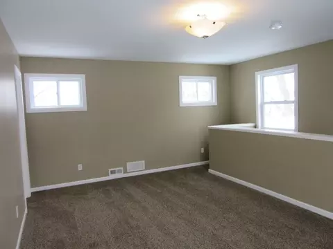 1138 Bangs St, Aurora, IL 60505 photo 14