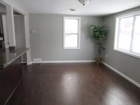 1138 Bangs St, Aurora, IL 60505 photo 3