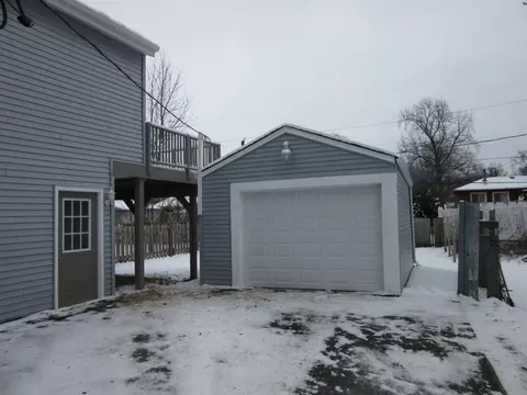 1138 Bangs St, Aurora, IL 60505 photo 18